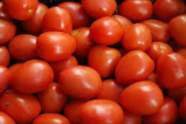 México fija precios mínimos para exportar jitomate tras acuerdo cancelado
