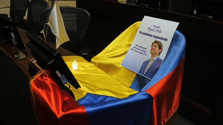 Colombian Sen. Miguel Uribe Turbay dies weeks after campaign rally shooting in Bogota