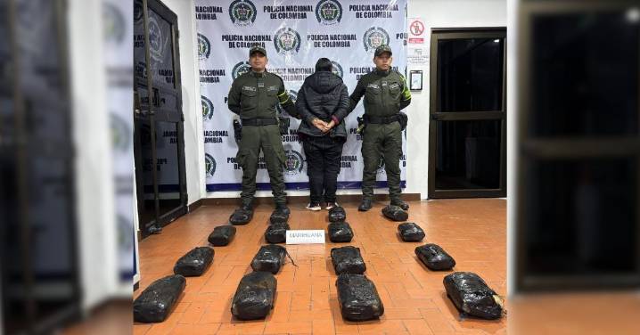 Más de 10 paquetes de marihuana en el equipaje de pasajera en bus intermunicipal