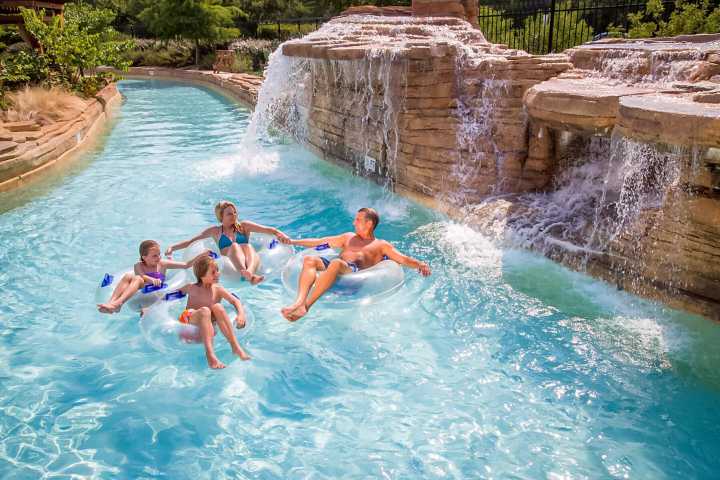 French Government: Child-Free Hotels Are Discriminatory to Children
