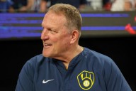 Milwaukee Brewers cashing in on Pat Murphy's viral pancake moment