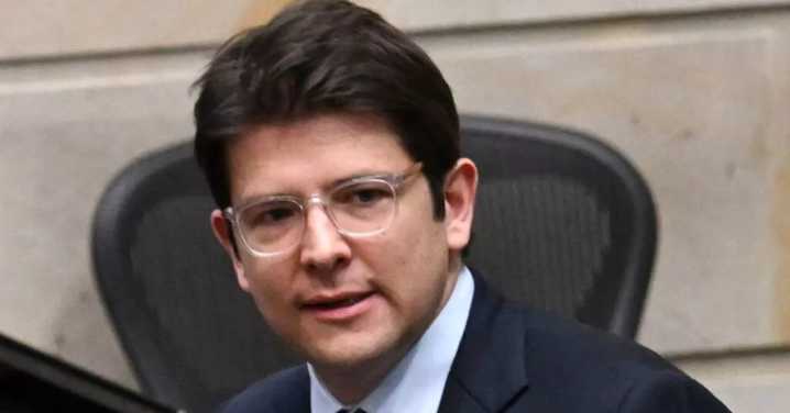 Colombia: Dictan sanción de 7 años de privación de la libertad contra adolescente que asesinó a Miguel Uribe