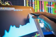 If History Repeats, This Unstoppable ETF Can Make You a Millionaire With a $100,000 Initial Investment and $800 Monthly Contributions Over 20 Years
