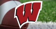 Wisconsin center Jake Renfro listed as week to week after suffering lower