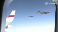 VIDEO: Cazas F-22 de EE.UU. escoltan el avión de Putin