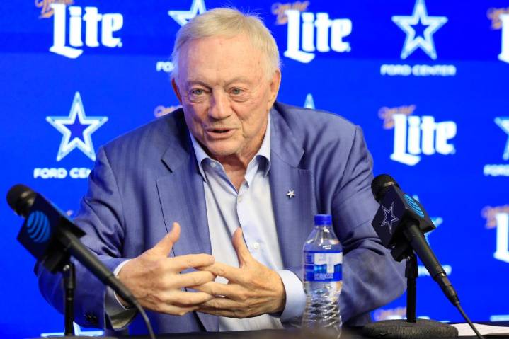 Cowboys sitting at 23-year NFL betting low after shocking Micah Parsons trade