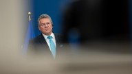 Estados Unidos y la UE formalizan el acuerdo que pone fin a la guerra comercial
