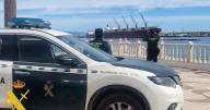 Un guardia civil pierde parte de un dedo por un mordisco durante una intervención en Garrucha (Almería)
