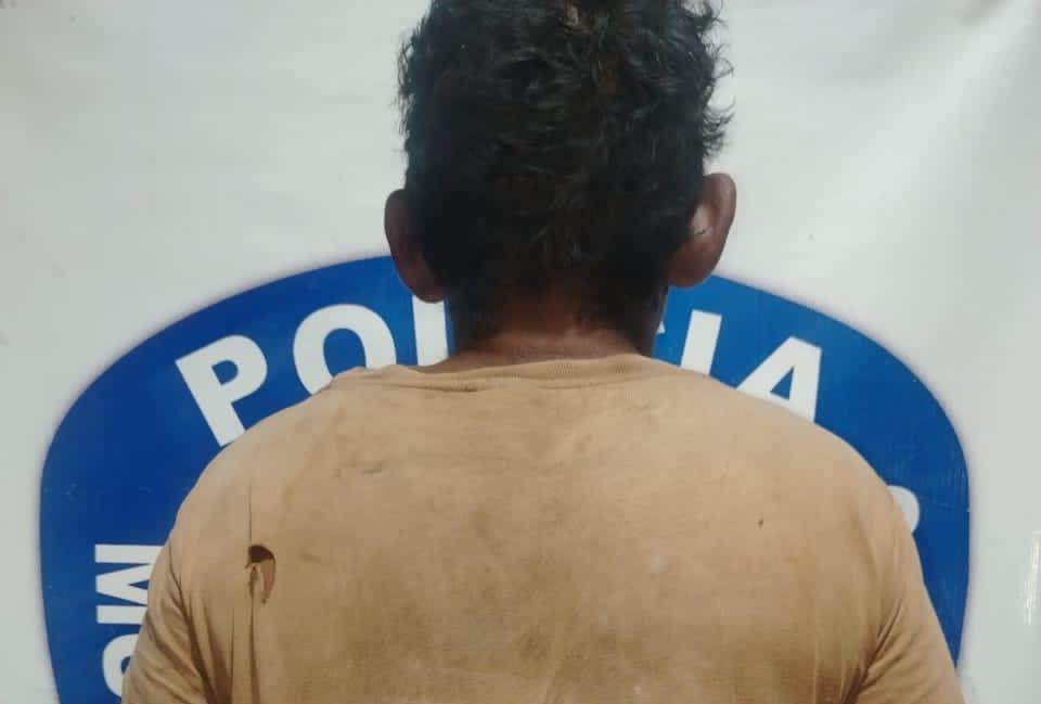 Polisur detiene a hombre violento que agredió brutalmente a su madre en el conmocionado barrio Negro Primero