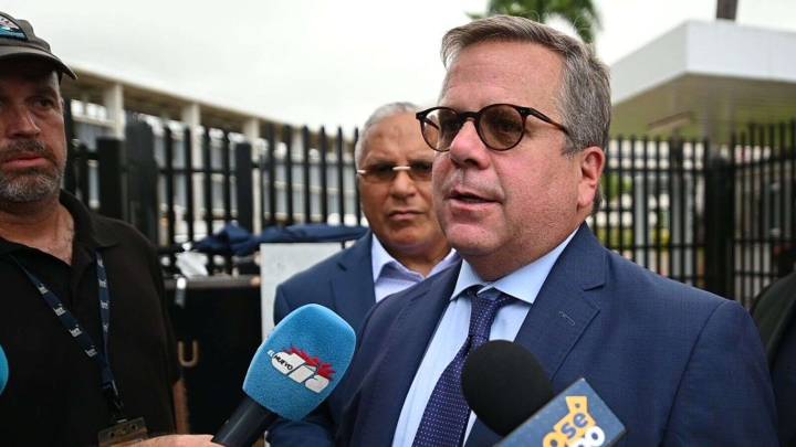 Con Paulson y otros testigos, defensa de Vázquez sostiene que pudo “colapsar” caso federal – NotiCel 