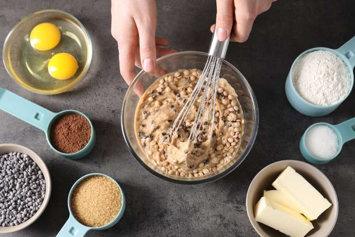 Prepara galletas chocomaní altas en proteínas en pocos pasos
