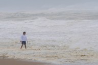 Strong winds and waves batter Nantucket, Martha’s Vineyard as Hurricane Erin moves out to the sea
