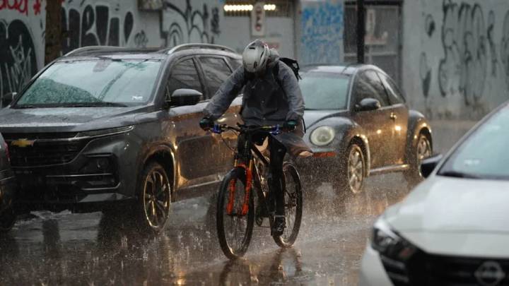 Se estiman fuertes lluvias para este 12 de agosto en CDMX, activan Alerta Amarilla 