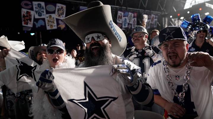 1 in 3 Dallas Cowboys fans think they'll make Super Bowl this year: Survey