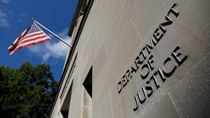 Juicio por YPF: la Justicia de EE.UU. suspendió la orden de entregar las acciones mientras la Argentina apela