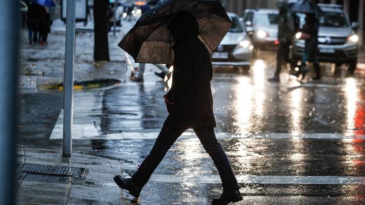 Enel se prepara para el sistema frontal en la Región Metropolitana: Aumentó dotación en terreno y canales de atención
