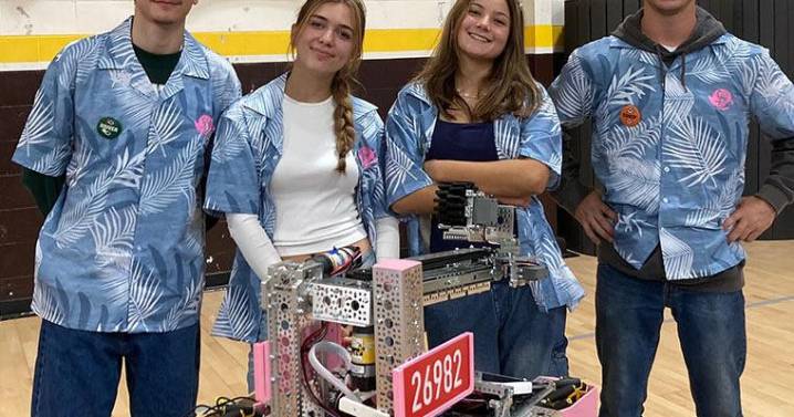 Coronado Robotics Expands To Silver Strand & Village Elementary Schools