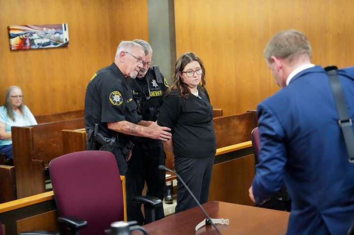 Oregon woman gets prison for keeping dead son’s body in bedroom while collecting benefits