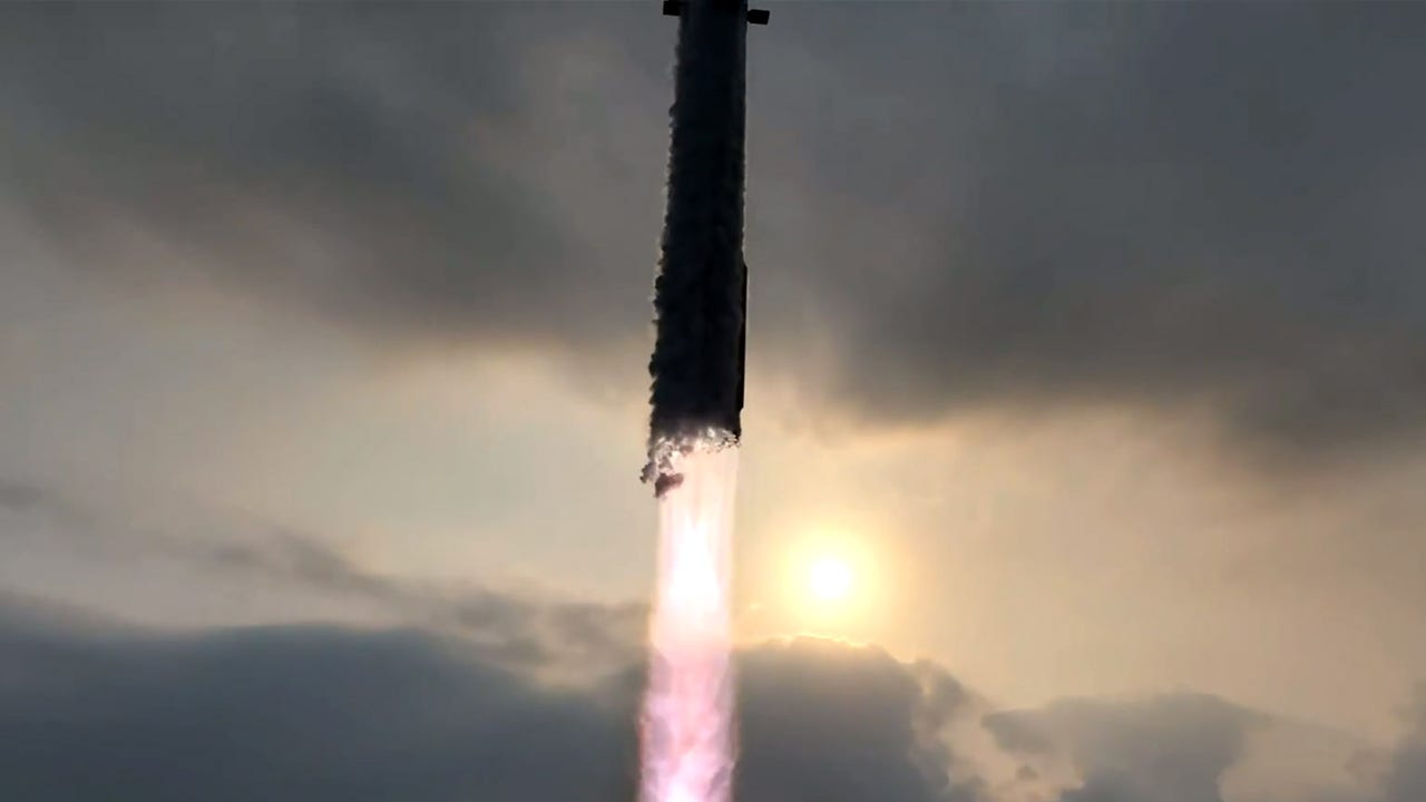 SpaceX launches 10th Starship test flight