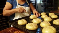 Condenan a Panaderos Mexicanos por Esconder a Migrantes en su Local Durante Redadas en EUA