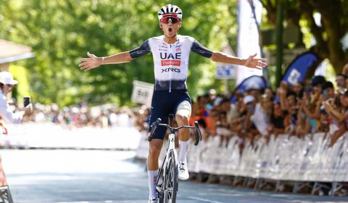 Isaac del Toro recorta tiempo y sigue cerca del liderato general de la Vuelta a Burgos