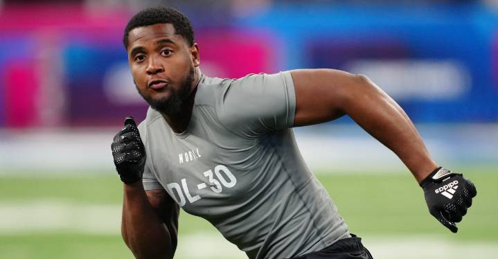 90 Buffalo Bills players in 90 days: defensive end Nelson Ceaser