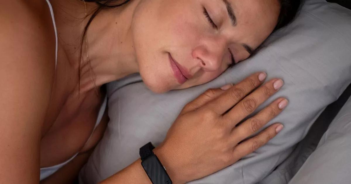 Amazon shoppers loving 'genius' silent alarm clock