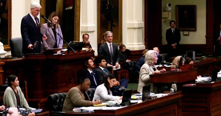 Texas Republicans approve new congressional maps as partisan redistricting race escalates
