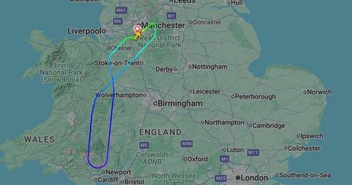 Ryanair flight grounded at Manchester Airport as passenger 'tried to open emergency exit'