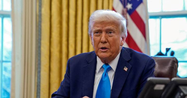 Trump afirma que le gustaría que Israel permitiera la entrada de periodistas a Gaza