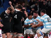 La prensa de Nueva Zelanda llenó de elogios a Los Pumas y calificó de "indisciplinados" a los All Blacks