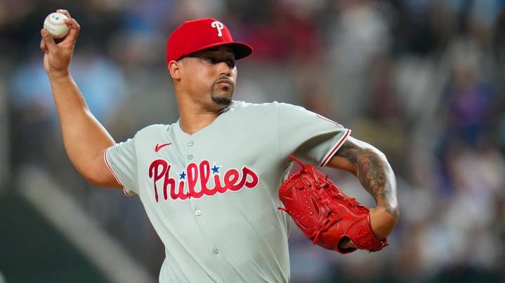 Phillies closer Jhoan Duran driven off field after taking comebacker off his right foot