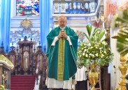 Cardenal condena violencia y rechaza intervención de EU