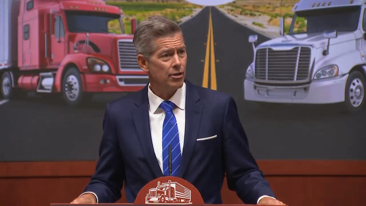 Trump administration threatens some funding for 3 states for not enforcing trucker English rules