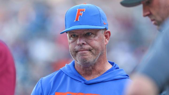 Florida coach Kevin O'Sullivan suspended over regional rant