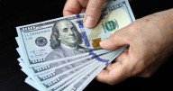 Estados Unidos investiga a todas las personas que retiran 200 dólares o más y aparecen en esta lista