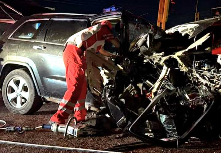 Volcadura de una Grand Cherokee dejó un hombre muerto