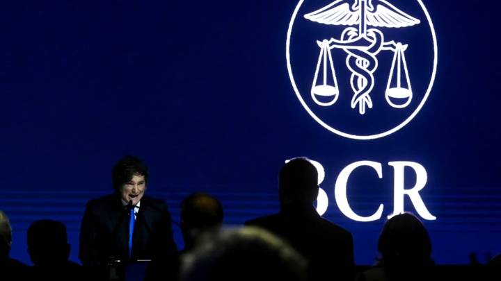 El poder y los "desaforados" con la plata