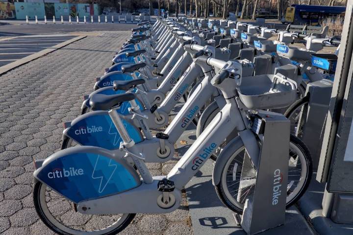 NYC Warns Lyft — Verify Citi Bike Riders’ Ages Or They’ll Pull The Plug On E
