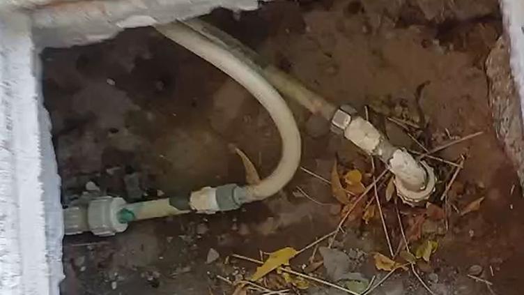 Con manguera robaban agua en La Chaveña; debían 120 mil pesos