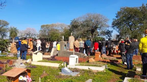 Masacre en el barrio San Lorenzo: se realiza el velatorio e inhumación de los restos de las víctimas