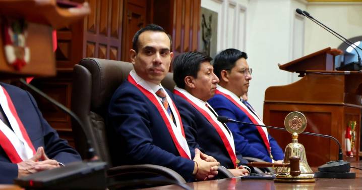 José Jerí rechazó las expresiones de Gustavo Petro: "Está delirando el presidente de Colombia"
