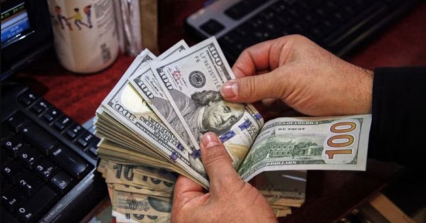 ¿A cuánto llegaría el dólar oficial tras las elecciones 2025?