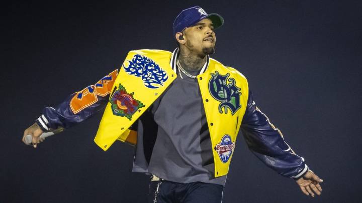 Chris Brown Brings Breezy Bowl Tour To NJ: 10 Best Songs Of The Night