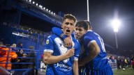Vélez tomó aire en una batalla de penales y agudizó el momento de Independiente
