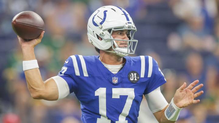 Colts name Jones as starting QB over Richardson