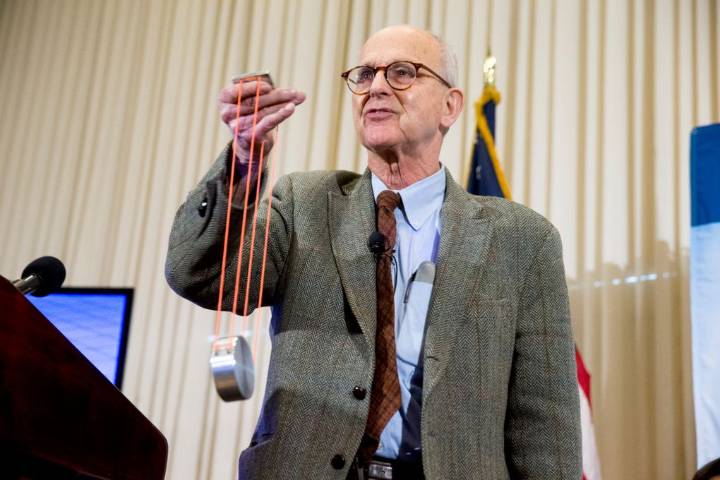 Nobel winner key to world’s first gravitational wave discovery in WA dies