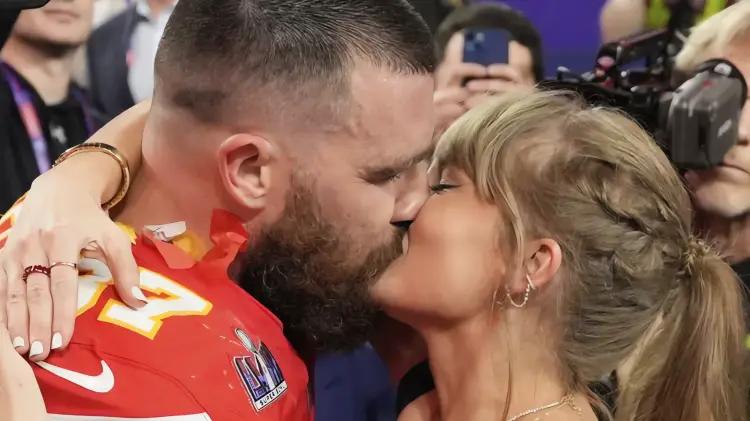 Taylor Swift y Travis Kelce anuncian su compromiso con emotivo mensaje en Instagram
