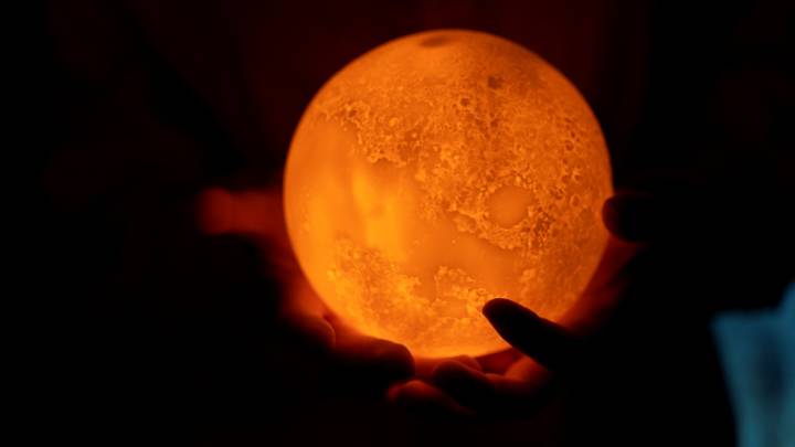Próximo Eclipse Lunar: ¿Será Mañana 23 de Agosto 2025? Fecha, Horarios y Dónde Habrá Cielo Rojo