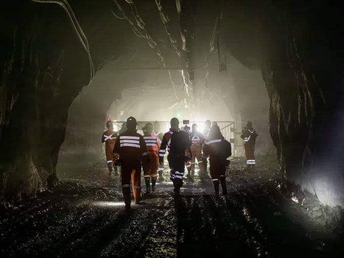 Codelco reportó al Senado pérdidas por 300 millones de dólares tras tragedia en El Teniente